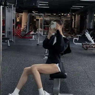 邹磊泽